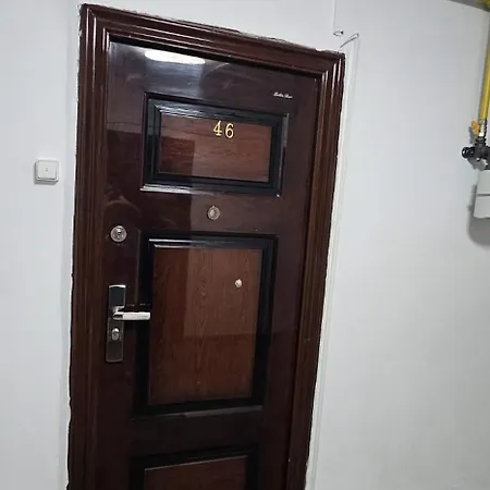 아파트 Nou, Complet Utilat, Ideal Pentru Familii, Aproape De Mall, Parc Si Plaja 콘스탄차