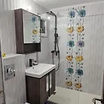 アパート Nou, Complet Utilat, Ideal Pentru Familii, Aproape De Mall, Parc Si Plaja コンスタンツァ